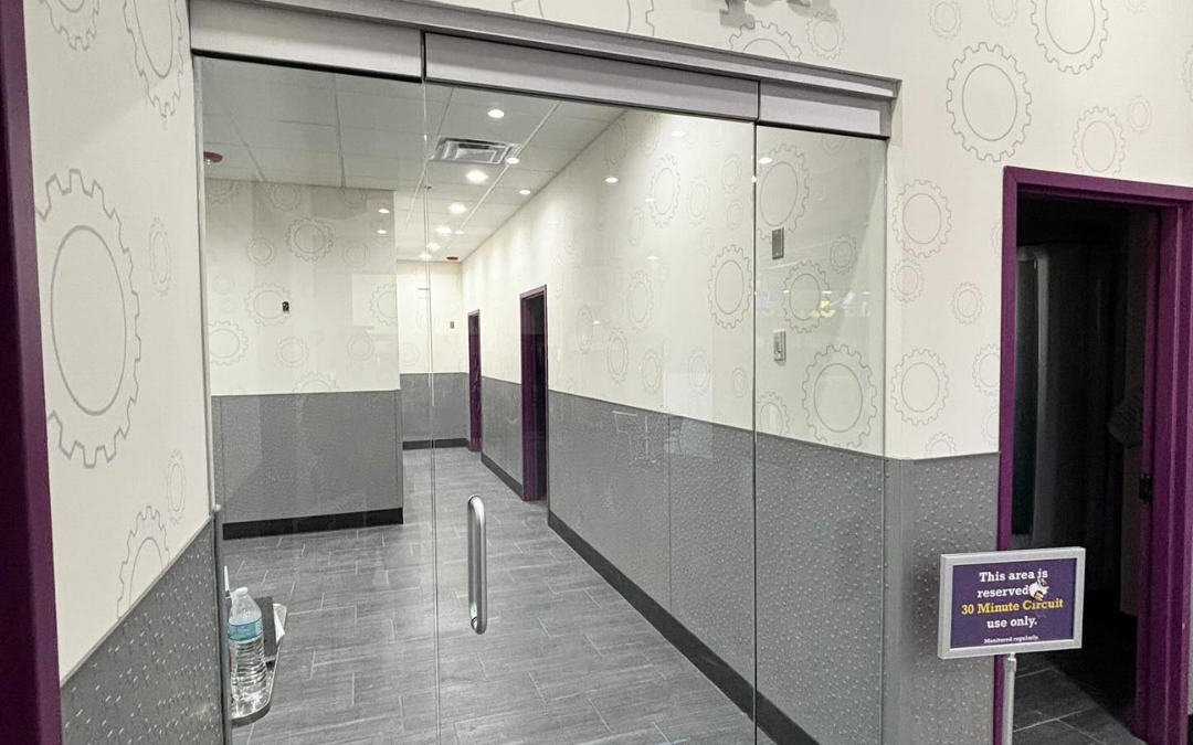 Why choose commercial glass entry doors for your Dayton, Ohio business?